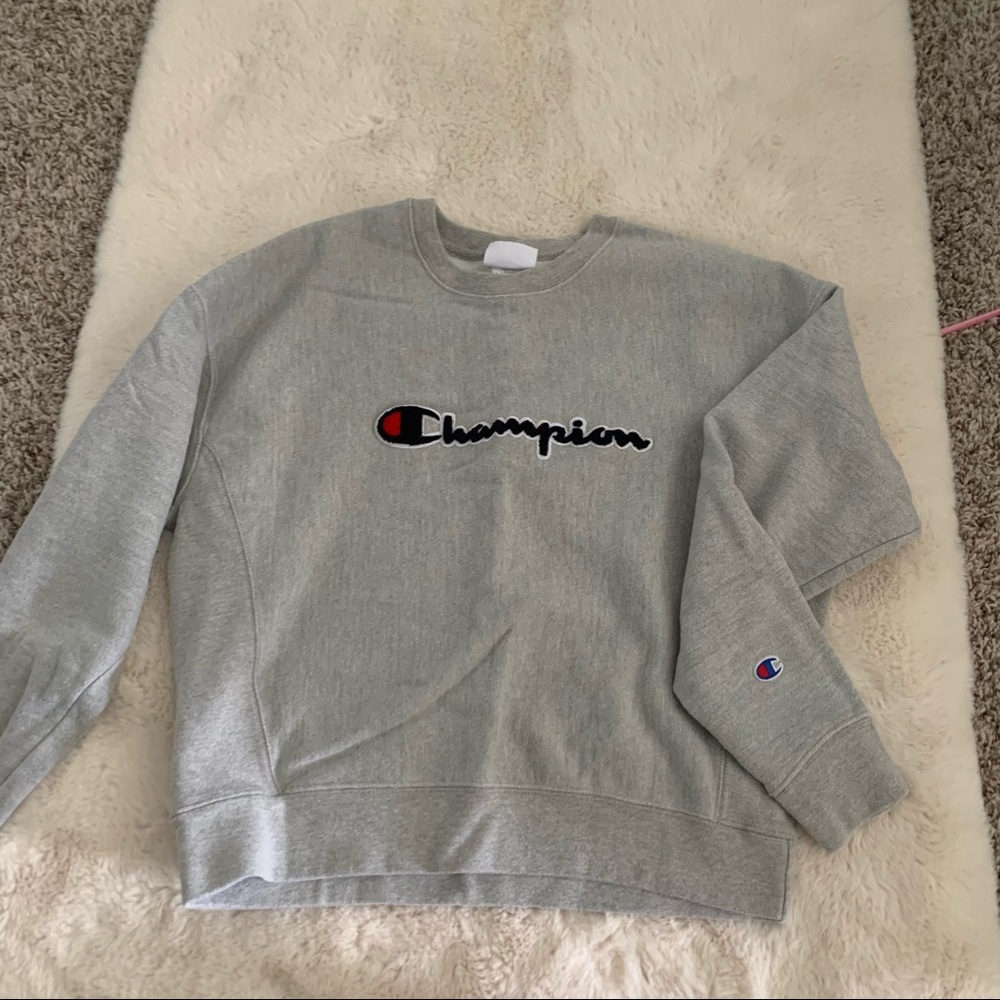 Cropped reverse weave champion sweatshirt